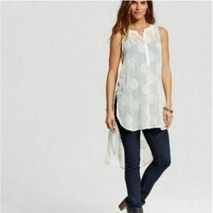 Knox Rose Women’s Size 1 Medallion Embroidered Cream Hi-Lo Sleeveless Tunic